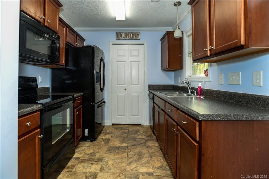 721 State Rd S-46-167 York, SC 29745 - Photo 9 of 32 Gallery Image 9