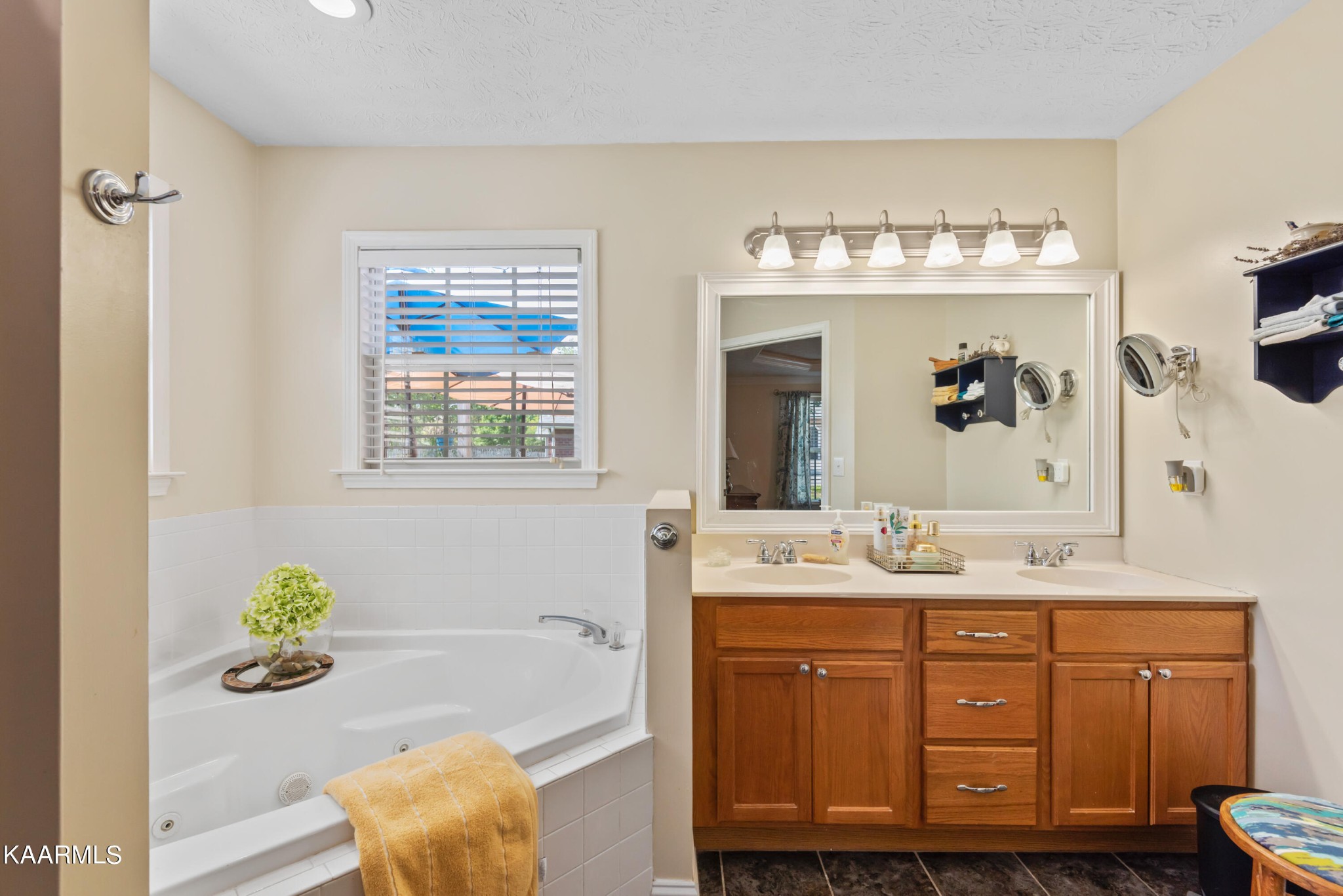 7045 Ghiradelli Road Knoxville, TN 37918 - Photo 17 of 26 Gallery Image 17