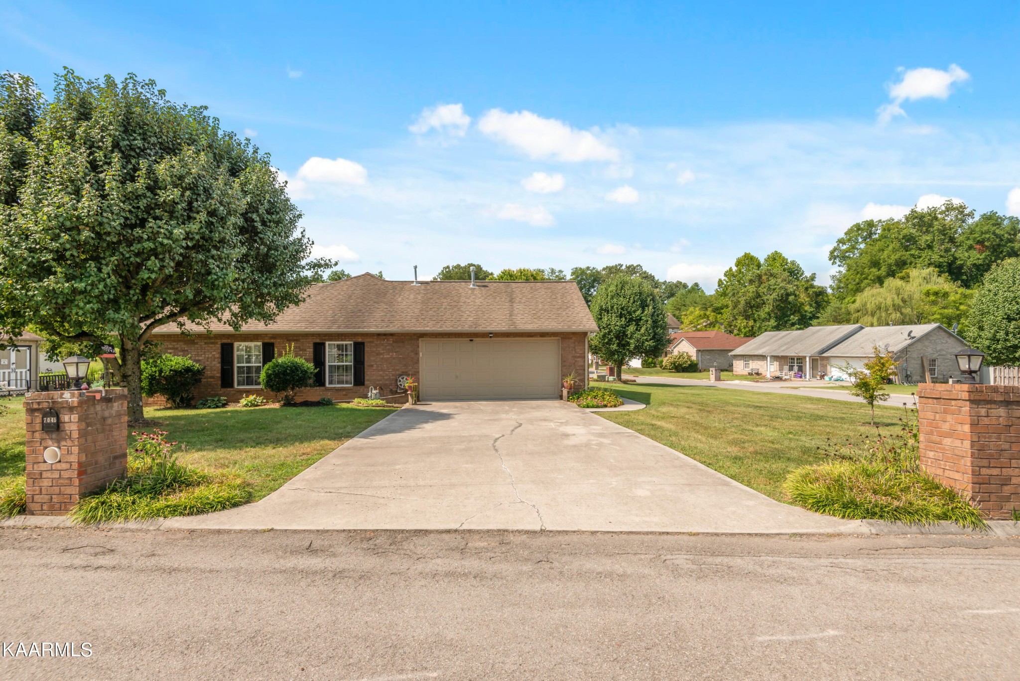 7045 Ghiradelli Road Knoxville, TN 37918 - Photo 3 of 26 Gallery Image 3