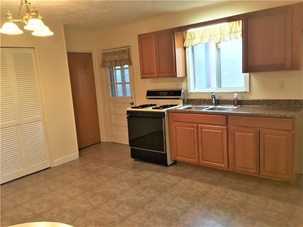 2809 Front Street Monaca, PA 15061 - Photo 5 of 19 Kitchen