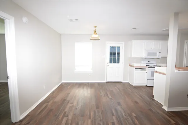 $1,600 | 24131 Bar Kay Lane, Hockley, TX 77447