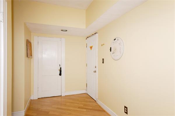 21 Sutherland Road, Unit 2 Boston, MA 02135 - Photo 7 of 10