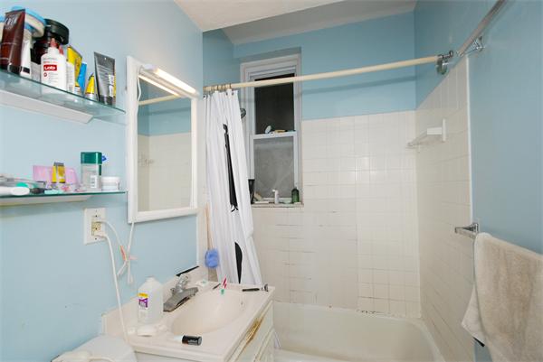 21 Sutherland Road, Unit 2 Boston, MA 02135 - Photo 10 of 10