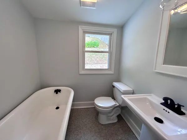 $3,000 | 605 Lytle Street, Chattanooga, TN 37405