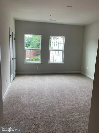 $2,950 | 4913 Crest View Drive, Hyattsville, MD 20782