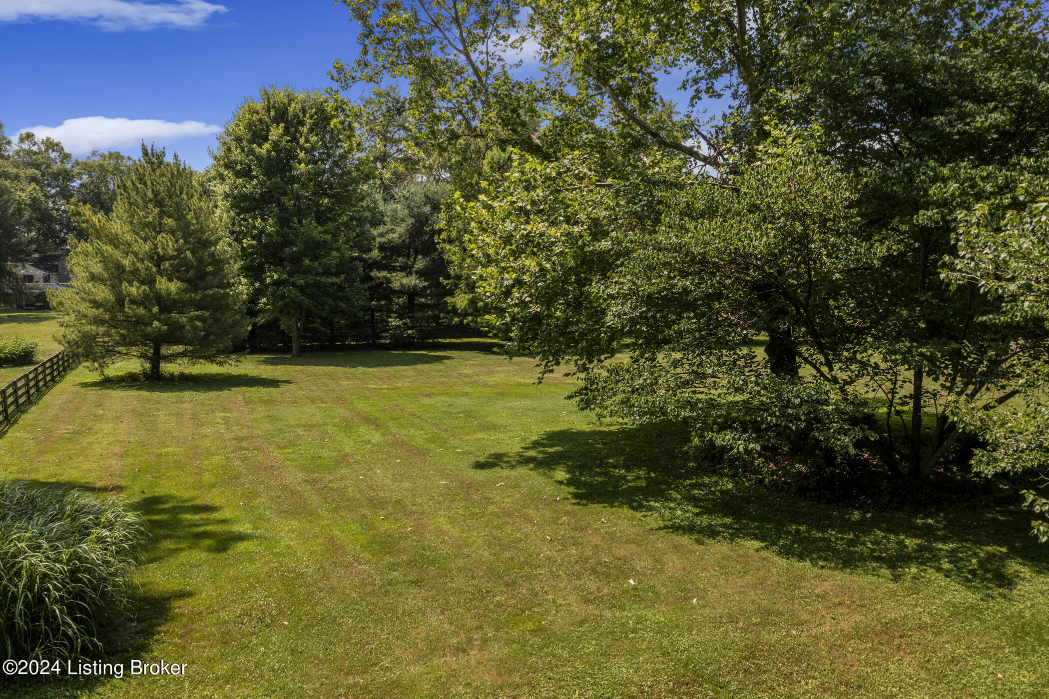 1908 North Rose Island Road Prospect, KY 40059 - Photo 31 of 55 12