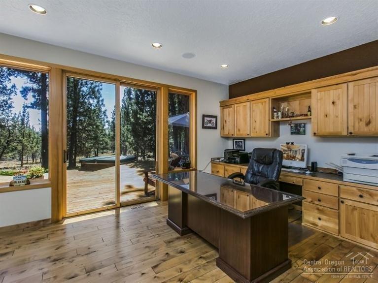 16172 Foothill Loop Sisters, OR 97759 - Photo 10 of 22 Office with Knotty Alder built-ins, Alde