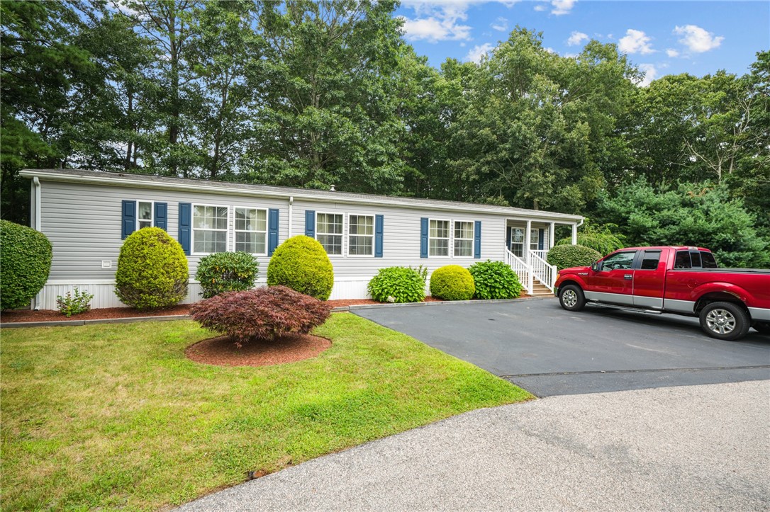 12 Lisa's Way Coventry, RI 02816 - Photo 1 of 22