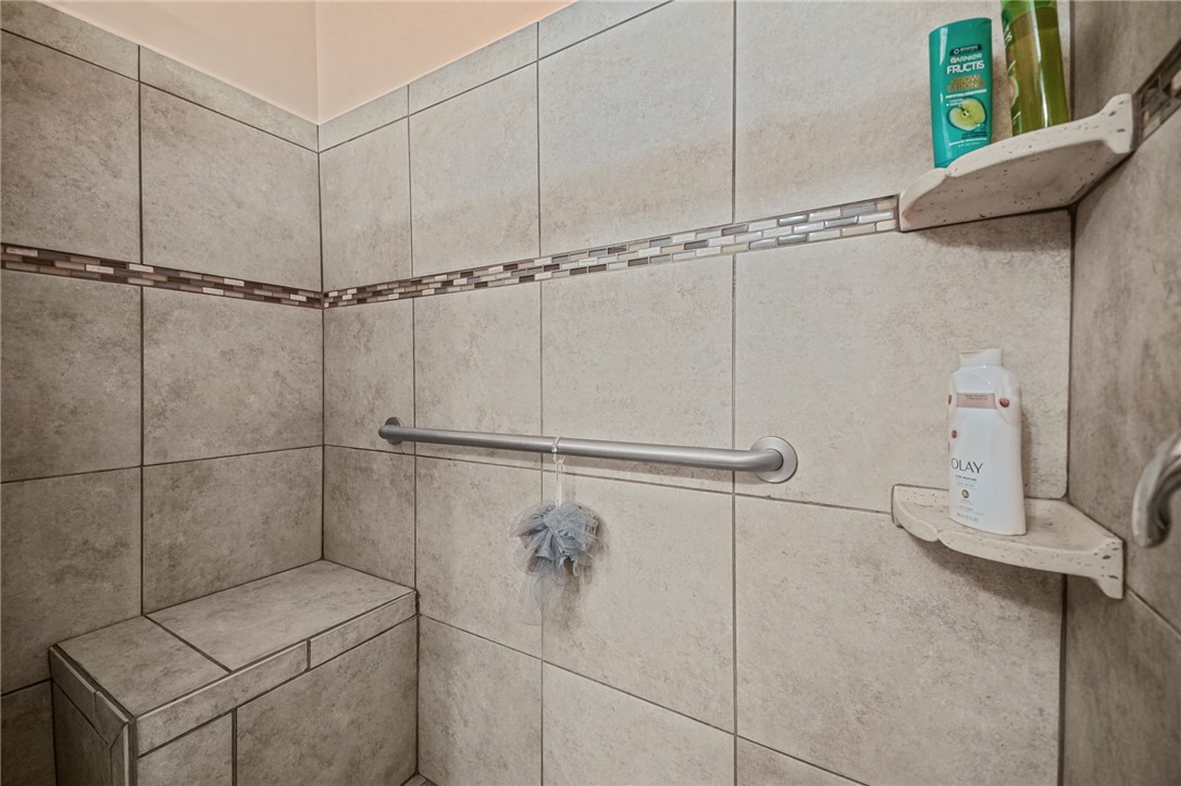 12 Lisa's Way Coventry, RI 02816 - Photo 20 of 22