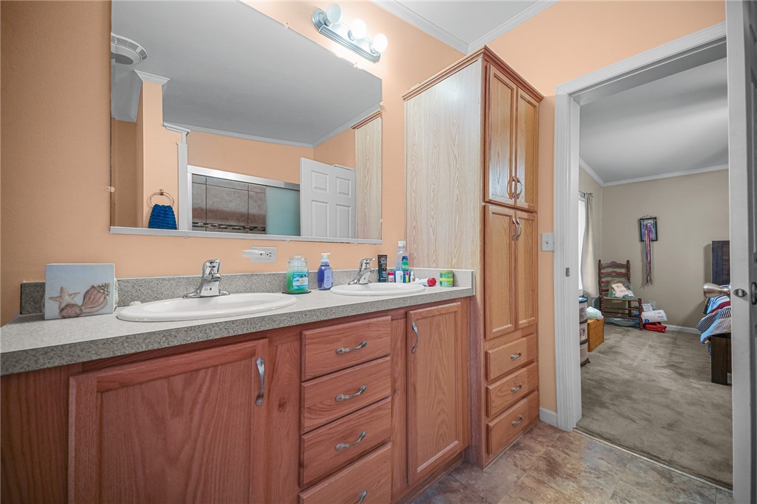 12 Lisa's Way Coventry, RI 02816 - Photo 21 of 22