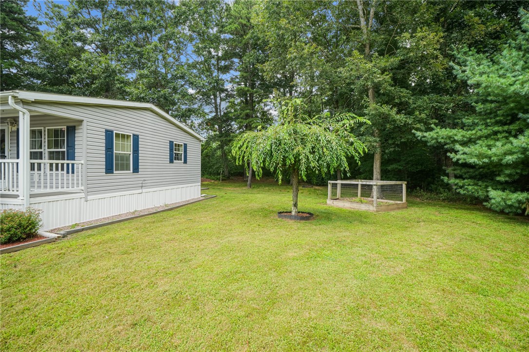 12 Lisa's Way Coventry, RI 02816 - Photo 3 of 22