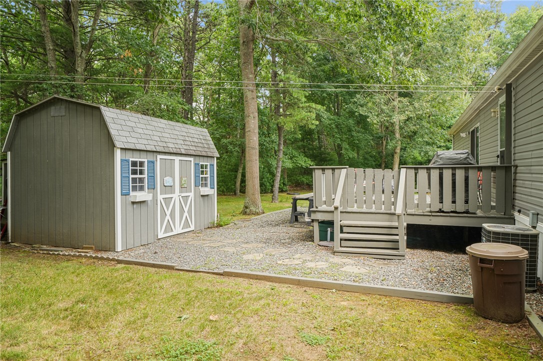 12 Lisa's Way Coventry, RI 02816 - Photo 5 of 22