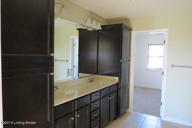 7610 Aspen Ridge Road Louisville, KY 40214 - Photo 20 of 37 Double Vanity