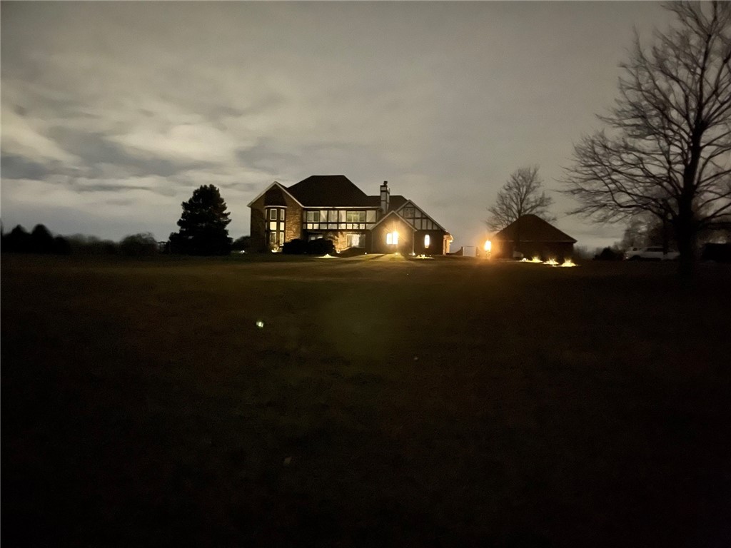 817 Whittier Road Ogden, NY 14559 - Photo 12 of 48 Front at Dusk