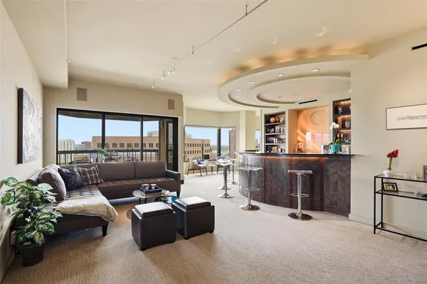$1,875,000 | 3030 McKinney Avenue, Unit 1606, Dallas, TX 75204