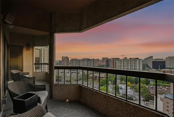 $1,875,000 | 3030 McKinney Avenue, Unit 1606, Dallas, TX 75204