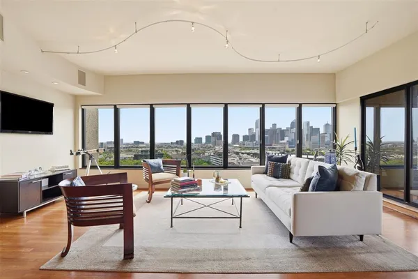 $1,875,000 | 3030 McKinney Avenue, Unit 1606, Dallas, TX 75204