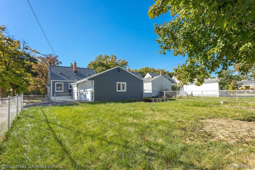 3802 Durham Road Royal Oak, MI 48073 - Photo 27 of 30