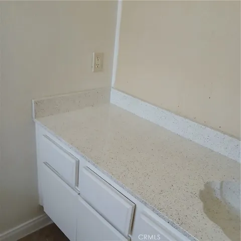 $235,000 | 2449 West Acacia Avenue, Hemet, CA 92545