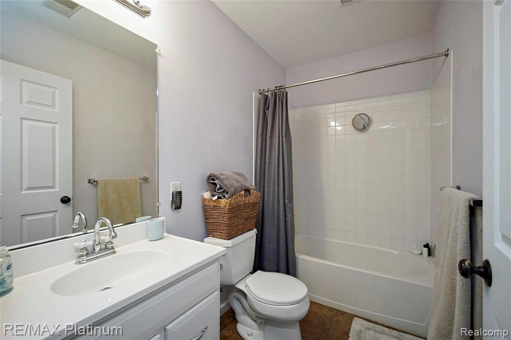 1668 Scio Ridge Road Ann Arbor, MI 48103 - Photo 25 of 31