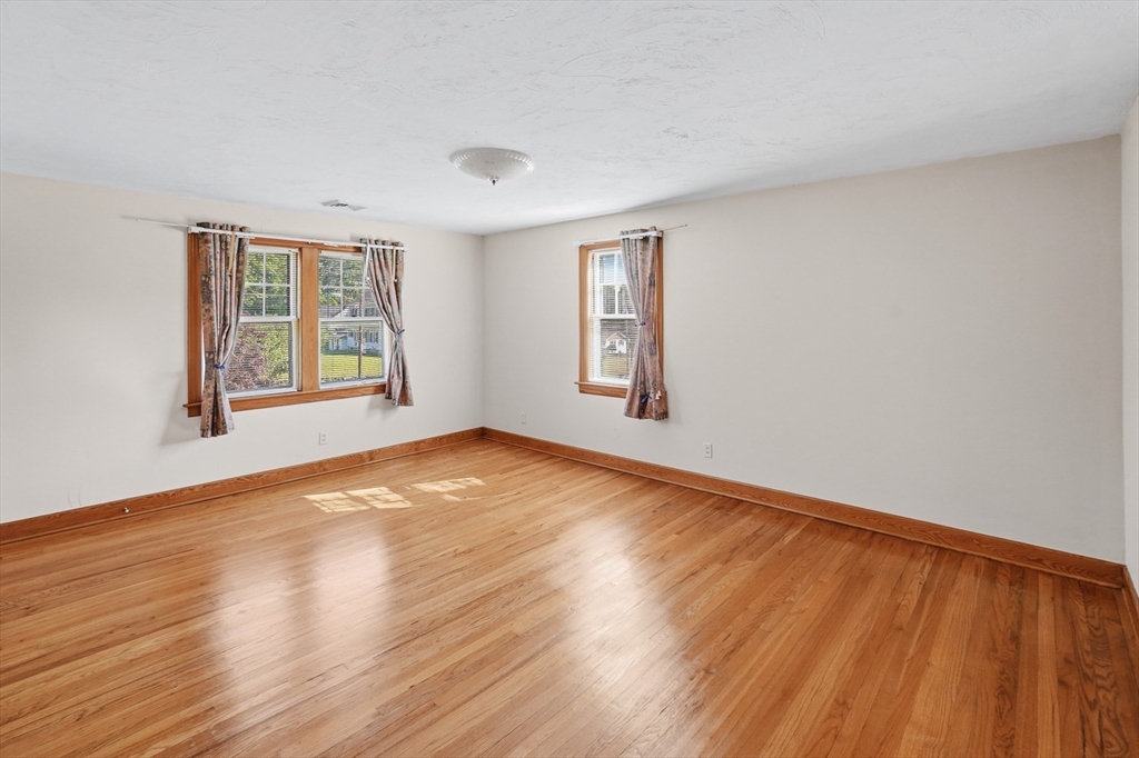 77 West Main Street Dudley, MA 01571 - Photo 39 of 42