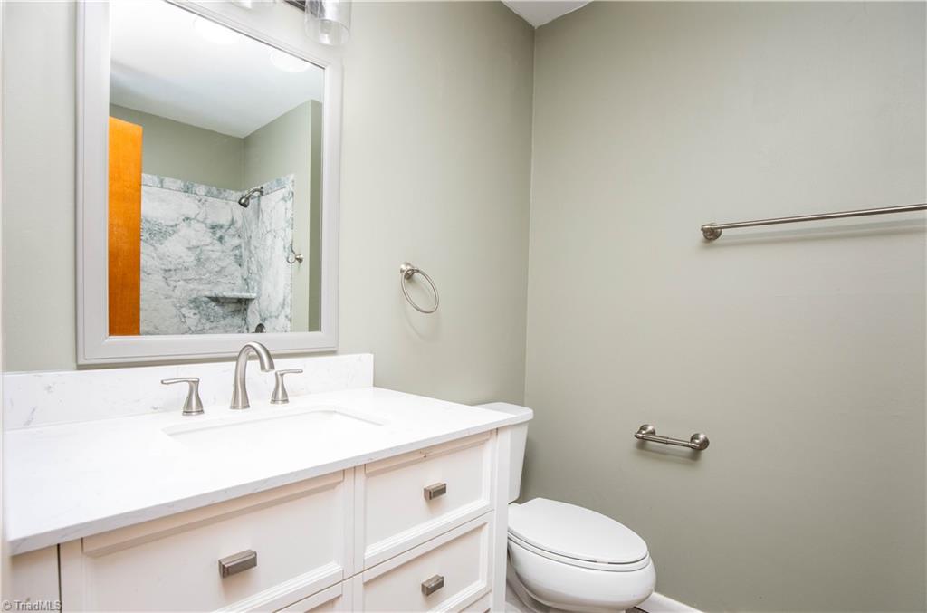 6113 Hickory Creek Road High Point, NC 27263 - Photo 18 of 31 Gallery Image 18