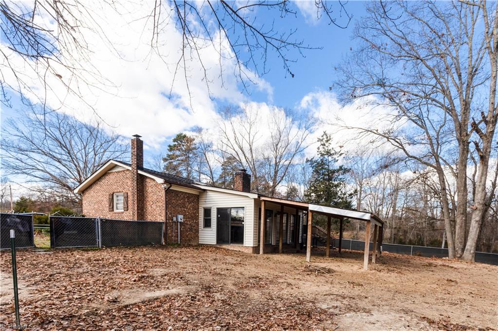 6113 Hickory Creek Road High Point, NC 27263 - Photo 27 of 31 Gallery Image 27