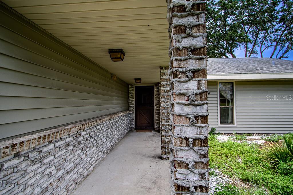 5083 Southeast 24th Place Ocala, FL 34480 - Photo 3 of 21