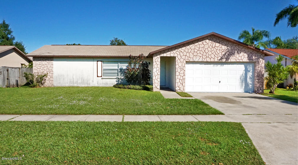 1772 West Shores Road Melbourne, FL 32935 - Photo 1 of 20 Front View