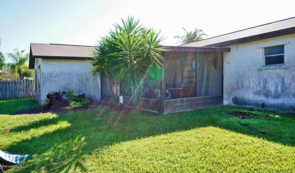 1772 West Shores Road Melbourne, FL 32935 - Photo 19 of 20 Rear View