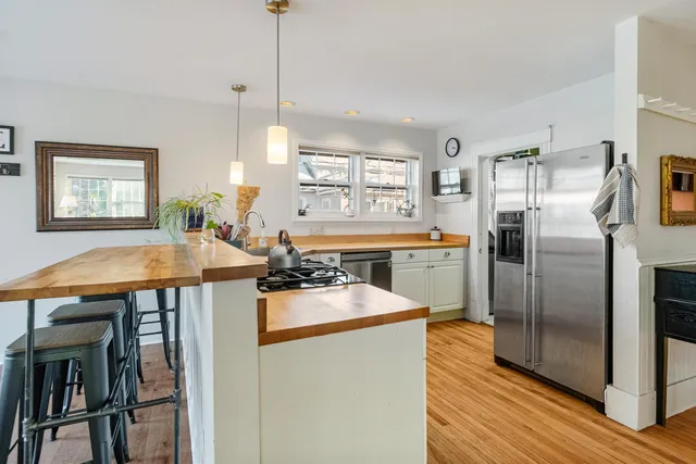 $574,900 | 26 Maple Street, Essex Junction, VT 05452