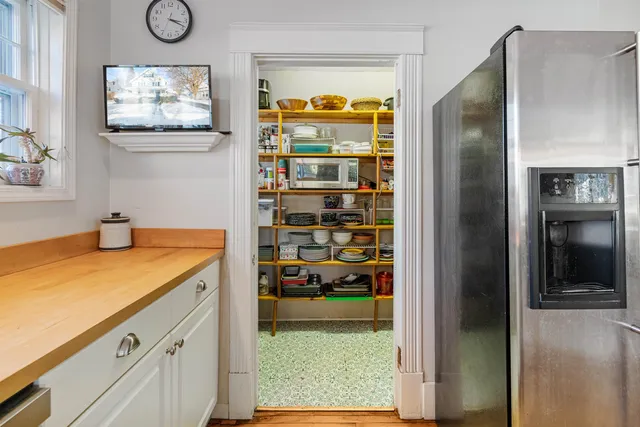 $574,900 | 26 Maple Street, Essex Junction, VT 05452