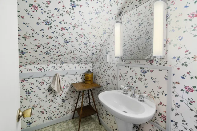 $574,900 | 26 Maple Street, Essex Junction, VT 05452