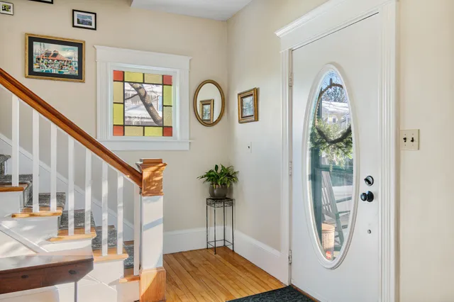 $574,900 | 26 Maple Street, Essex Junction, VT 05452