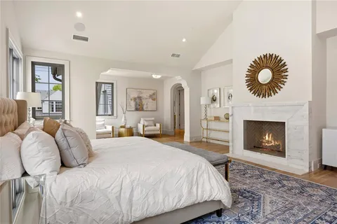 $5,995,000 | 4021 Southwestern Boulevard, University Park, TX 75225