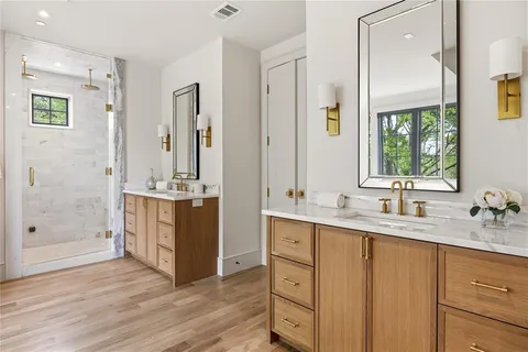 $5,995,000 | 4021 Southwestern Boulevard, University Park, TX 75225