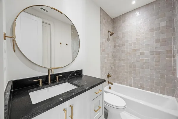 $5,995,000 | 4021 Southwestern Boulevard, University Park, TX 75225