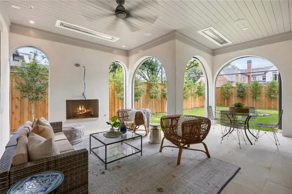 $5,995,000 | 4021 Southwestern Boulevard, University Park, TX 75225