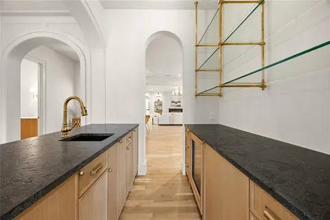 $5,995,000 | 4021 Southwestern Boulevard, University Park, TX 75225