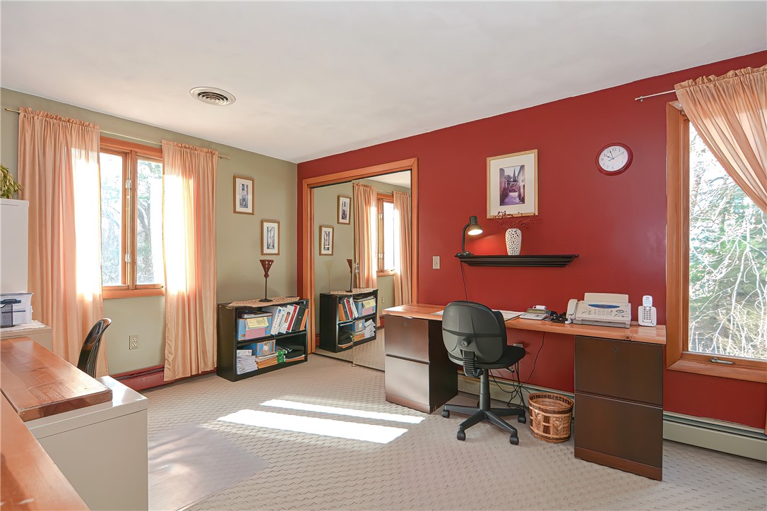 4 Rogler Farm Road Smithfield, RI 02917 - Photo 24 of 43