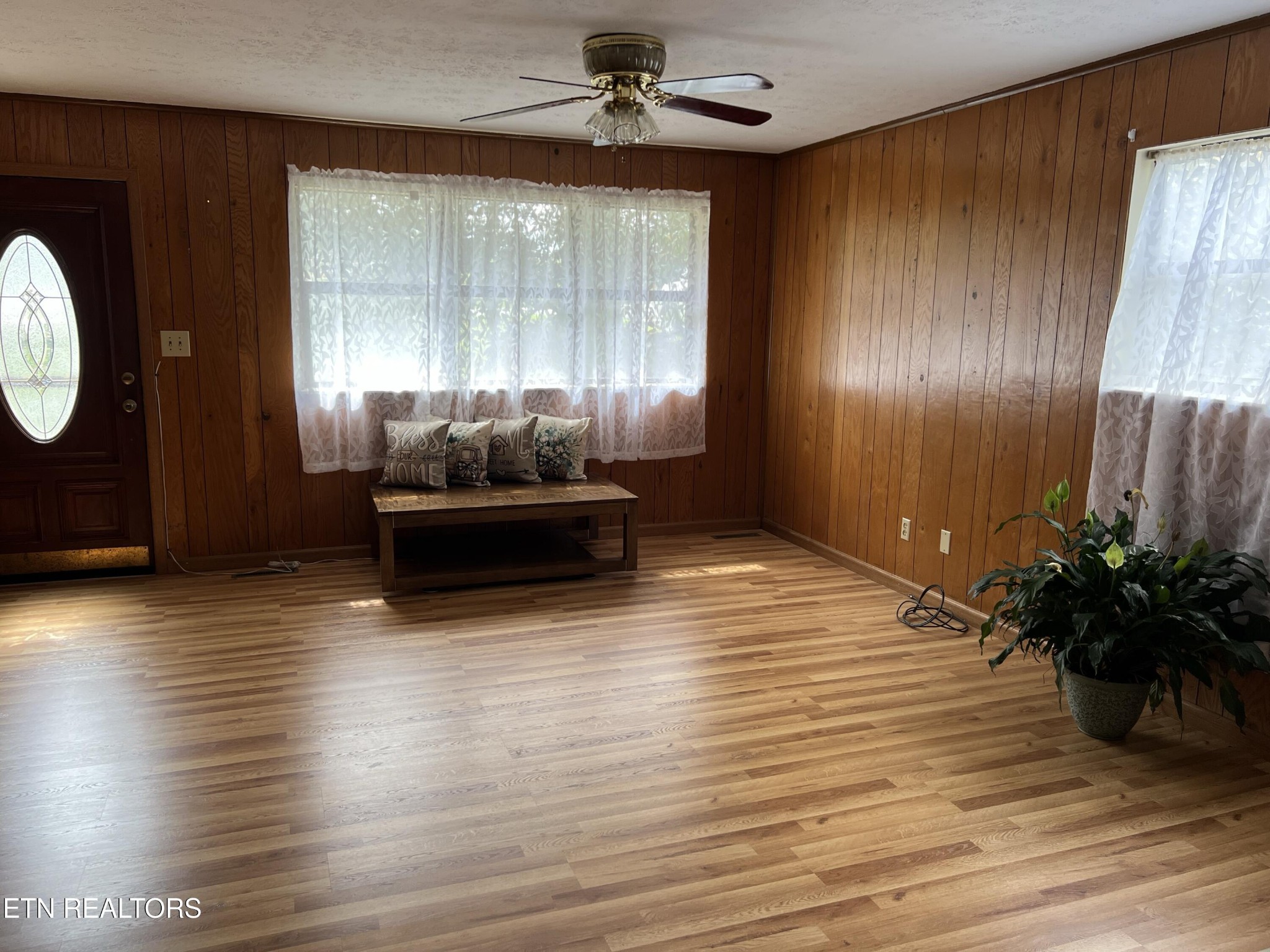 345 Emory Heights Road Harriman, TN 37748 - Photo 5 of 28 Gallery Image 5