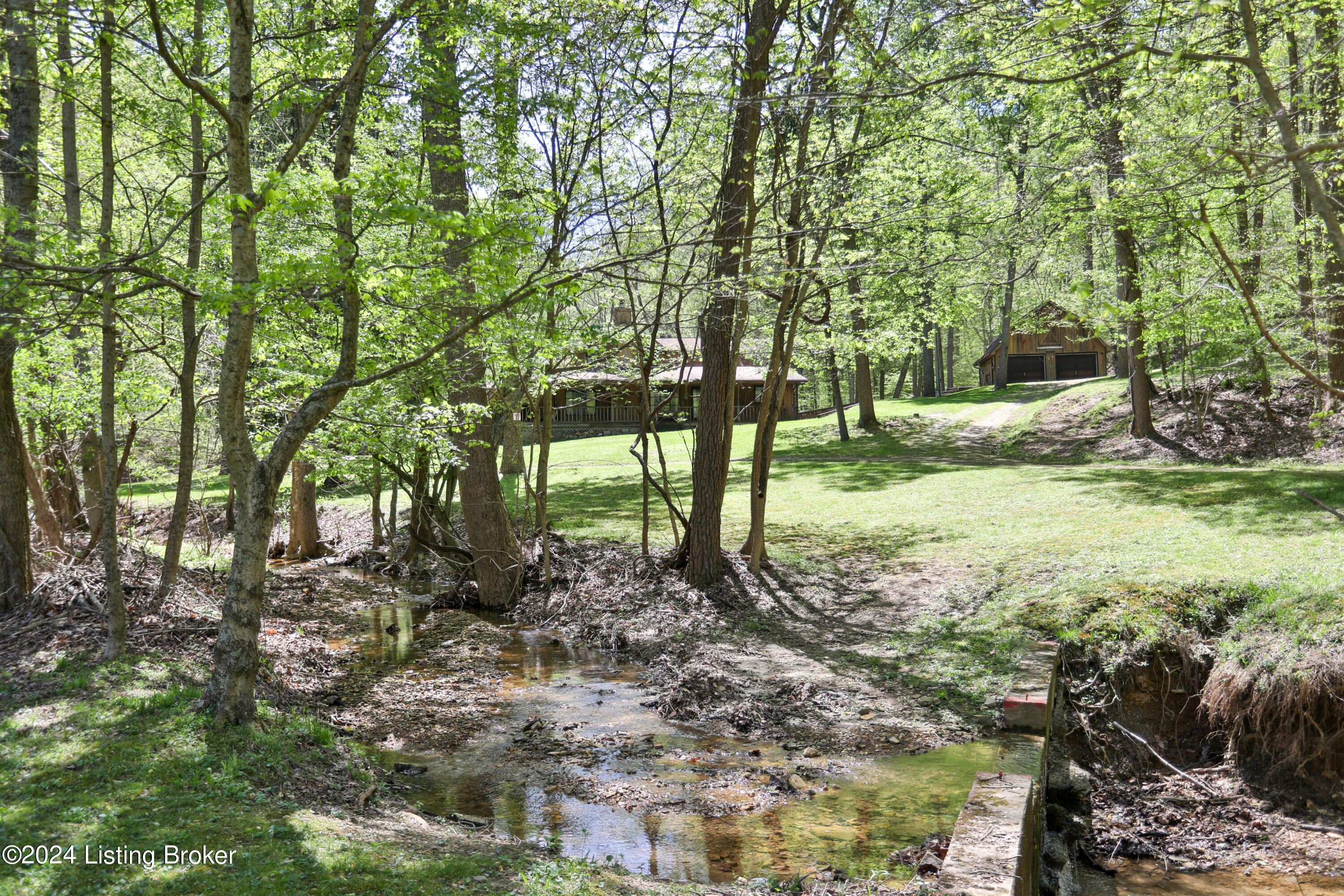 210 Rayhill Road Fairdale, KY 40118 - Photo 31 of 44 2015 Rayhill-11