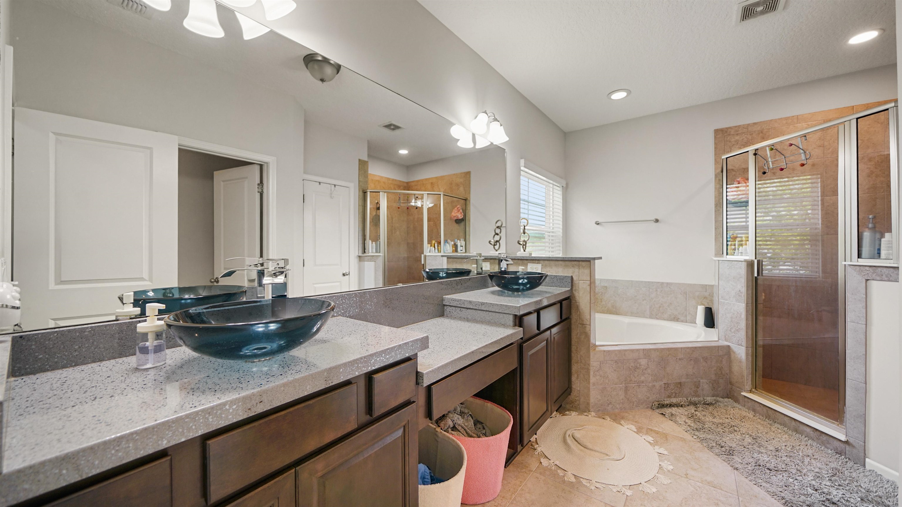 514 Heron Landing Road St. Johns, FL 32259 - Photo 23 of 48 a kitchen with a sink stove and refrigerator