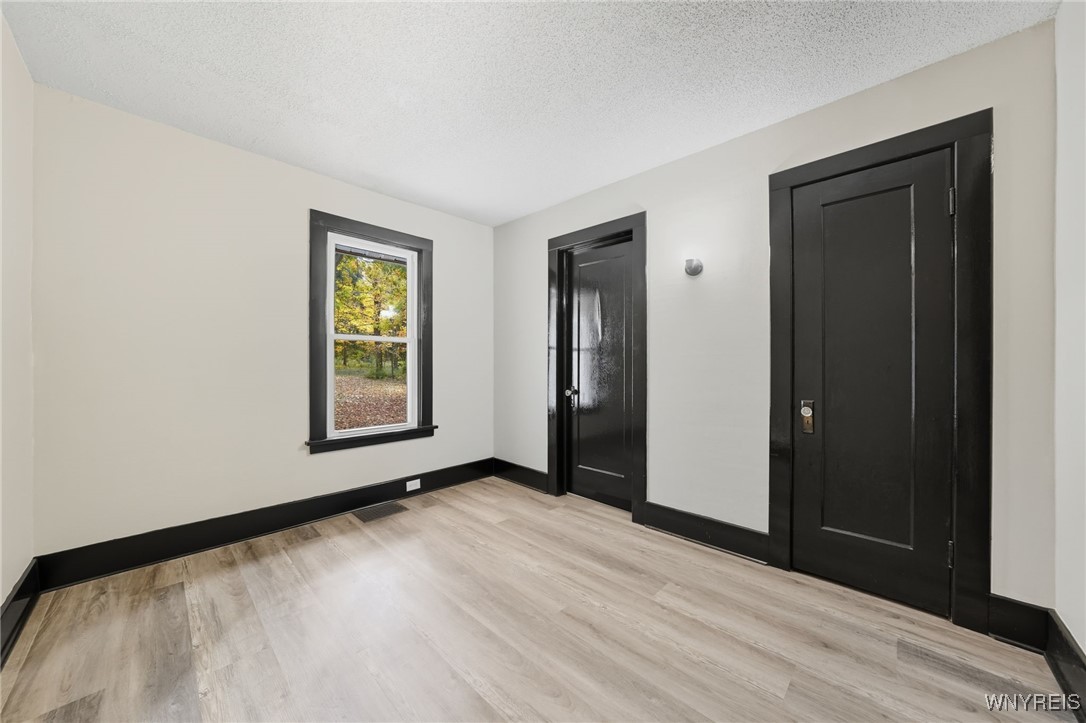 2155 Lakeview Road Lake View, NY 14085 - Photo 20 of 49