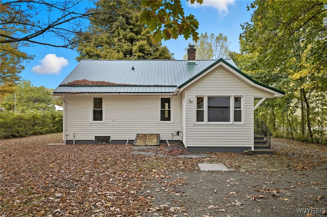 2155 Lakeview Road Lake View, NY 14085 - Photo 4 of 49