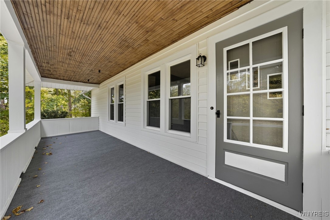 2155 Lakeview Road Lake View, NY 14085 - Photo 5 of 49