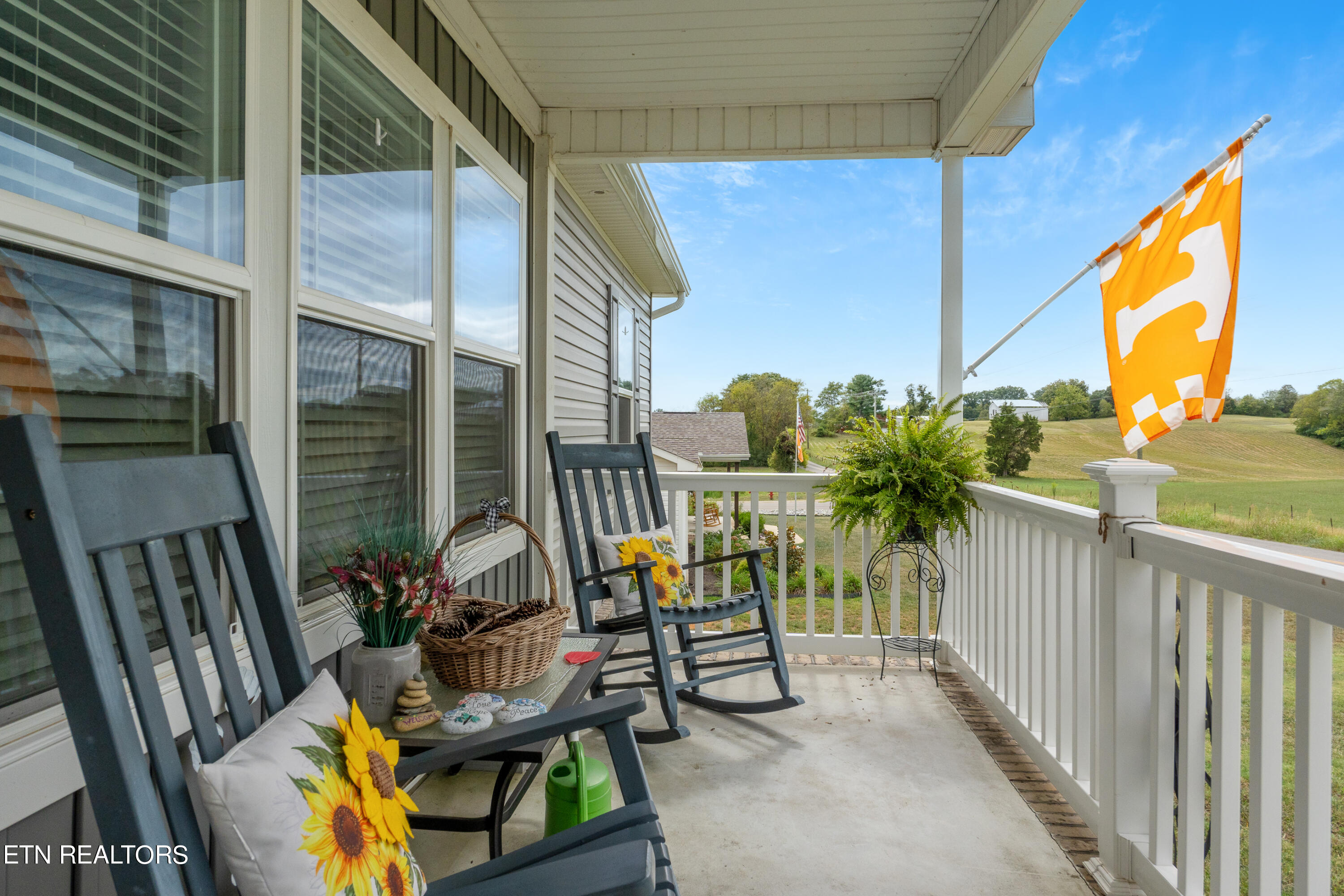 6216 Nine Mile Road Maryville, TN 37801 - Photo 5 of 29 DSC04388