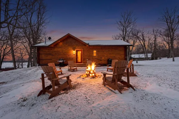 $419,000 | 525 Trapper's Landing Lodge, Walker, MN 56484