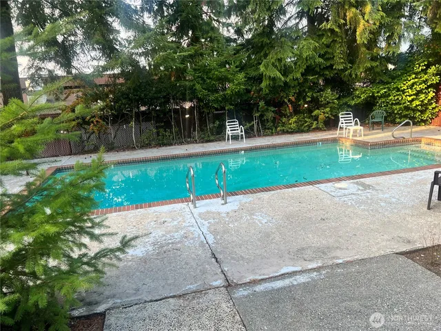 $289,950 | 22107 66th Avenue West, Unit 10D, Mountlake Terrace, WA 98043