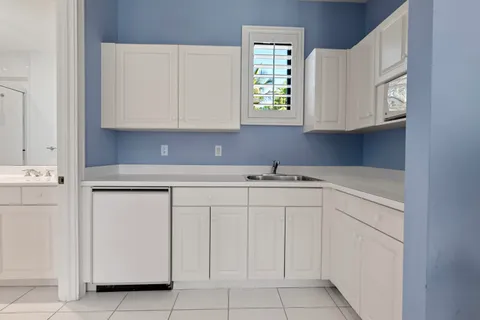 $5,200,000 | 18800 Long Lake Drive, Boca Raton, FL 33496